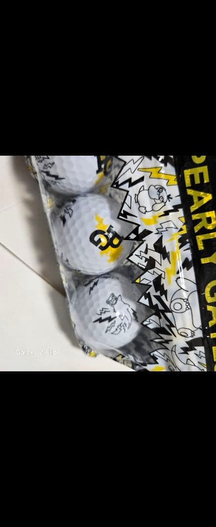 PEARLY GATES ピカチュウ限定コラボ ゴルフマーカー&ボ－ル3個セット