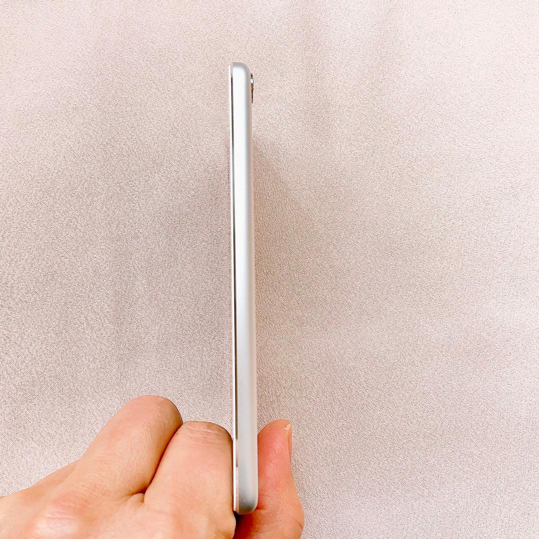 シルバー iPod touch 第7世代 128GB アイポッド 本体 m