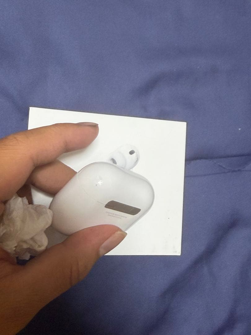 AirPods第4世代ノイズキャンセリング 箱あり ＋1000円でケース付き