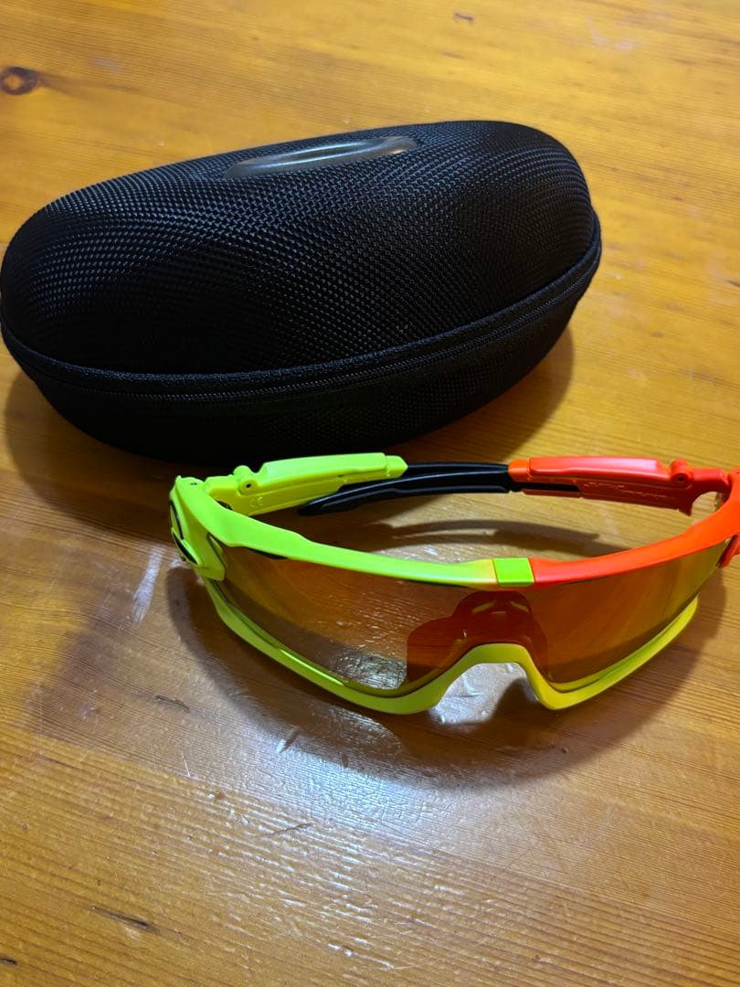 オークリー Jawbreaker