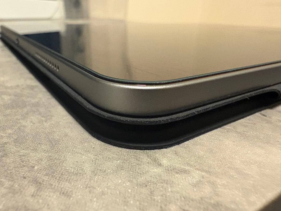 iPad Air(M3) 13インチ WiFiモデル128GB スペグレ