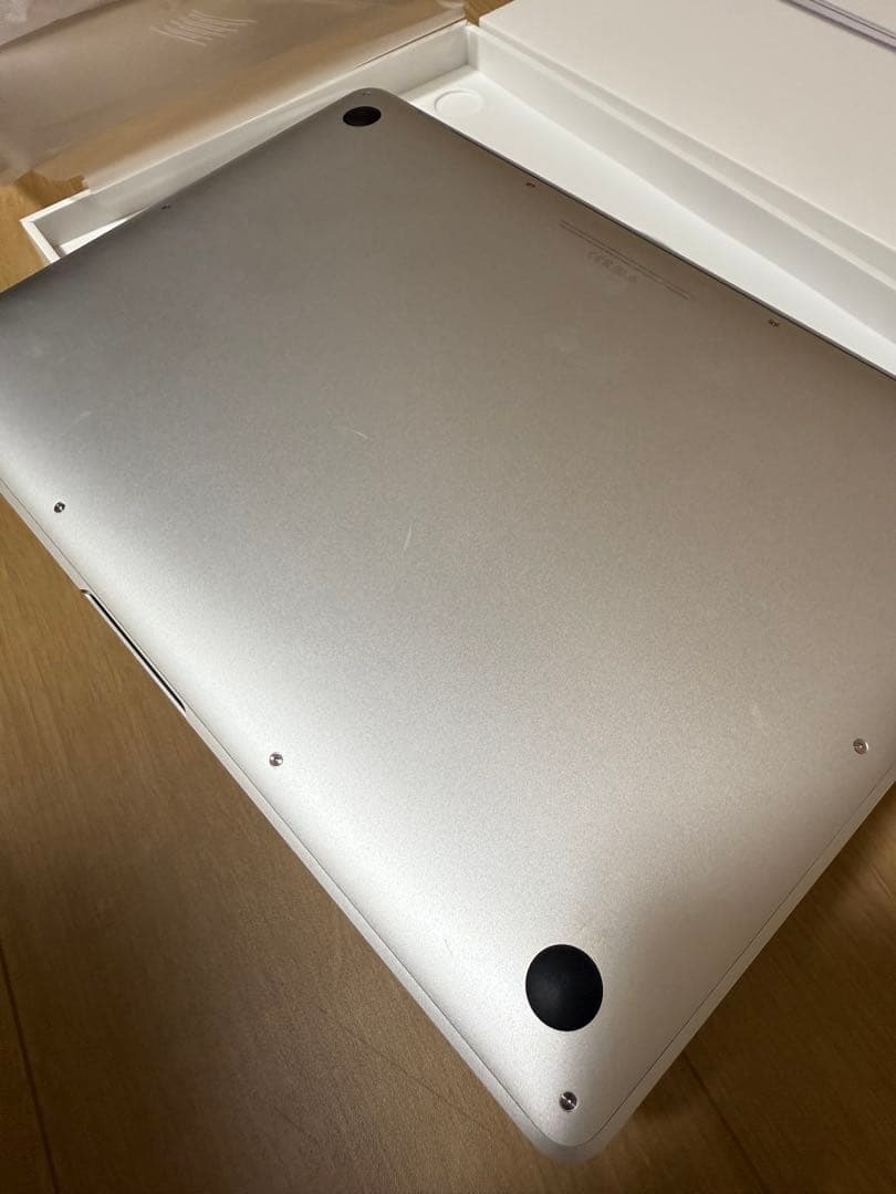 MacBook Air M1 8GB/256GB シルバー