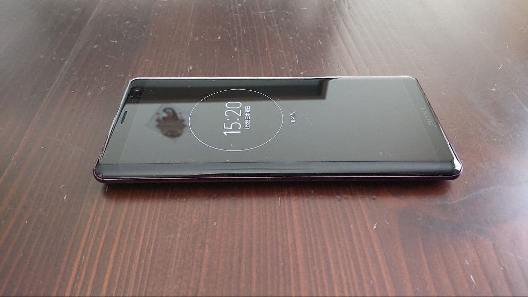 Xperia XZ3 RED　SIMロック解除済