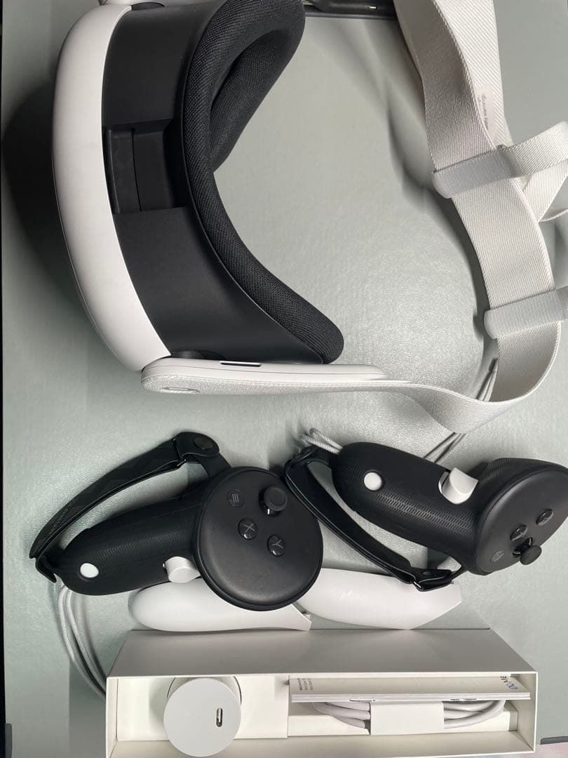  Quest3 512GB 中古美品　アクセサリー付き