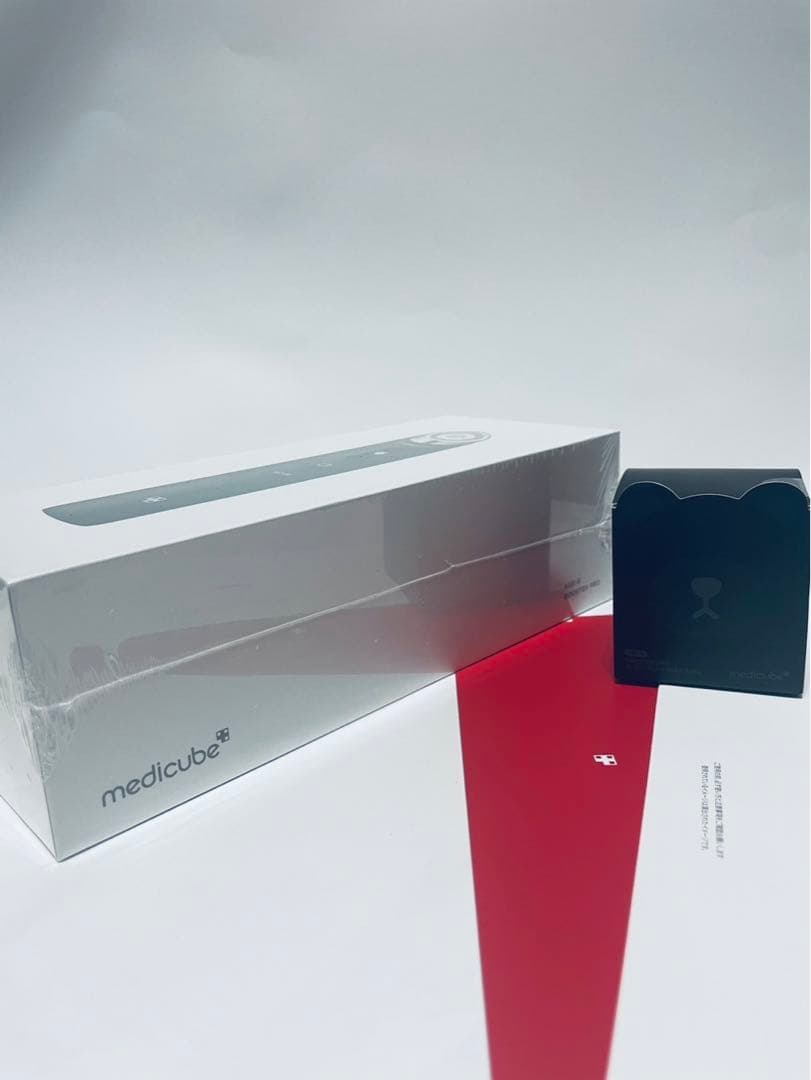 medicube 美顔器 黒色 箱付き