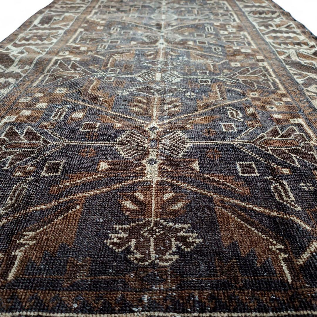 【ヴィンテージ】 経年変化の美しい バルーチ ラグ 絨毯 カーペット トライバル