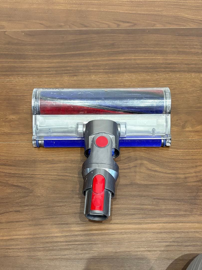 ※お値下げ中＊ダイソン　Dyson v8 fluffy 掃除機　一部ジャンク品