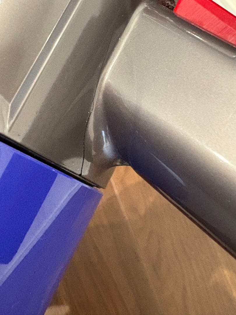 ※お値下げ中＊ダイソン　Dyson v8 fluffy 掃除機　一部ジャンク品