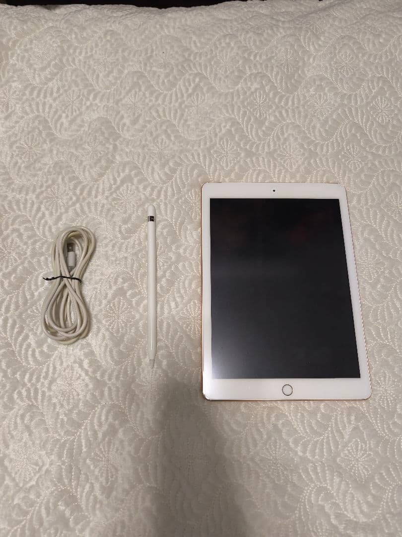 Apple iPad第6世代 32GB セルラーモデル ApplePencil付