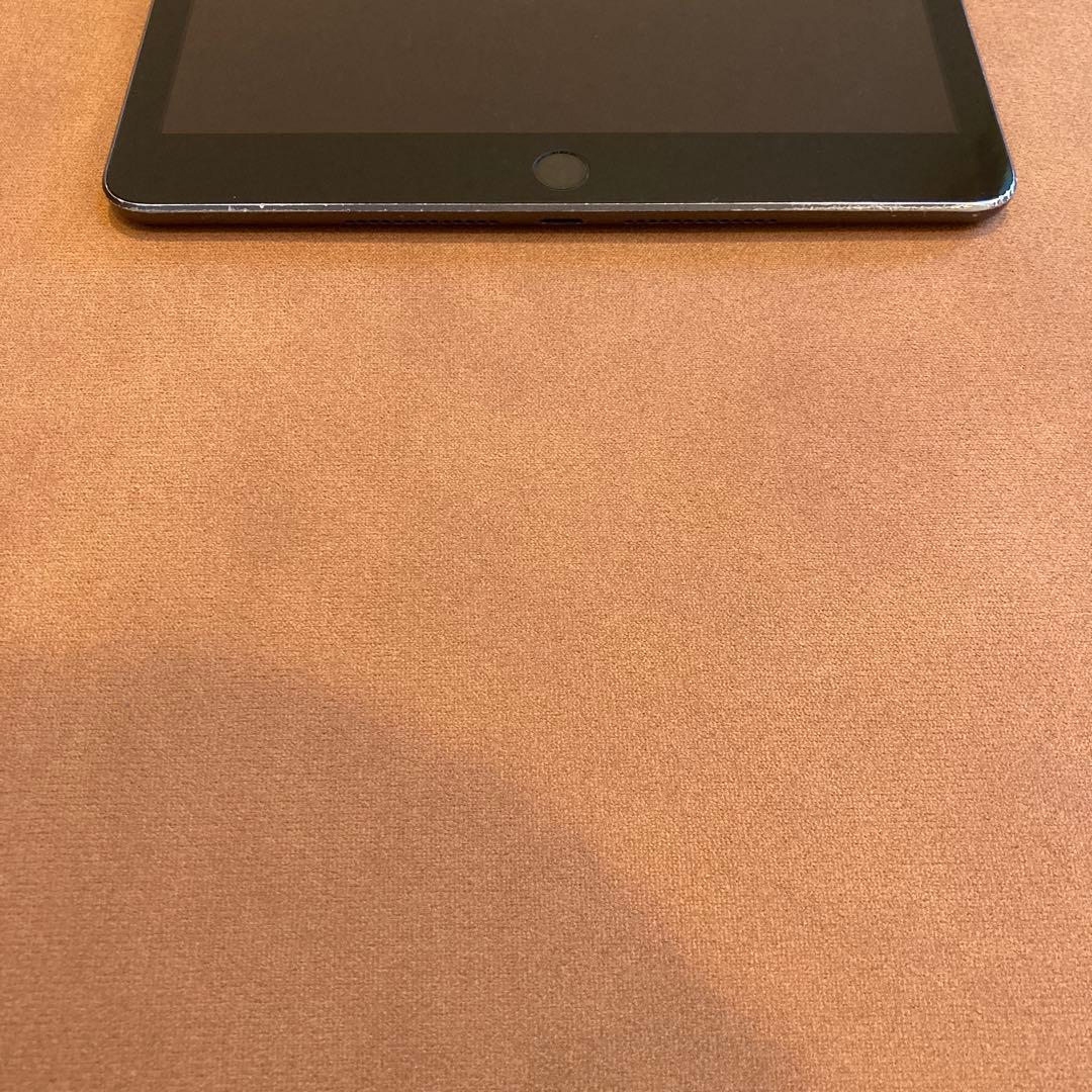 3400【早い者勝ち】電池良好☆iPad7 第7世代 32GB WIFIモデル☆