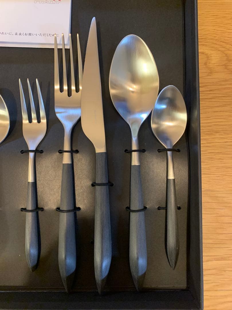 BUGATTI ブガッティ カトラリーセット 10本 ホワイト＆ブラック