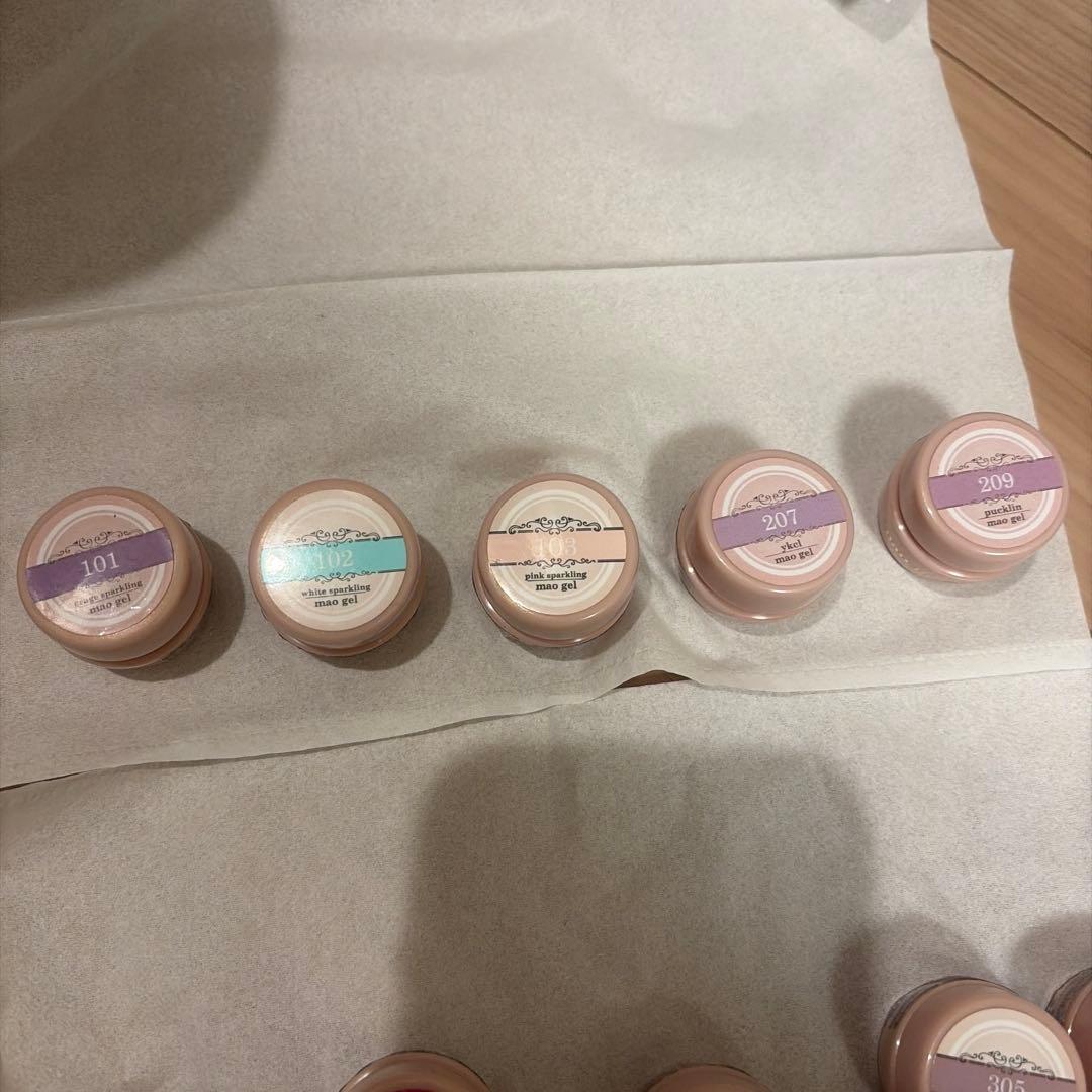 【1/31まで出品】maonail20点、irogel1点