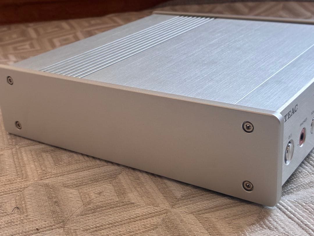 TEAC AI-303 プリメインアンプ　HDMI付