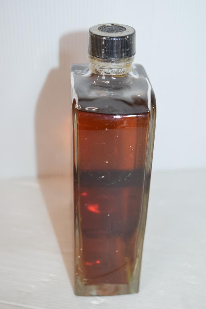 サントリー　ウィスキー　ローヤル　ピアノ型ボトル