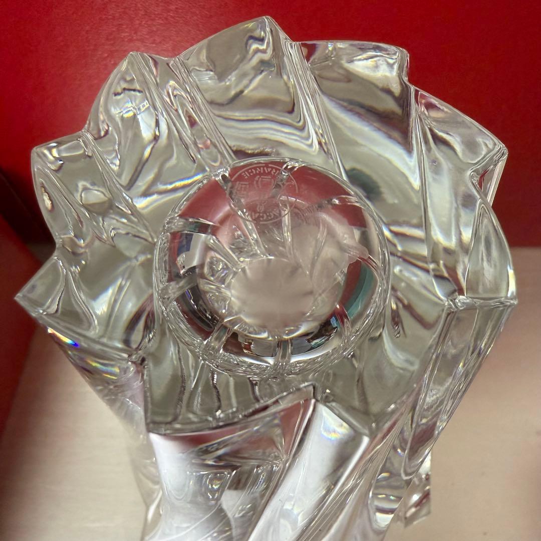 バカラ　オブジェクティフ　花瓶