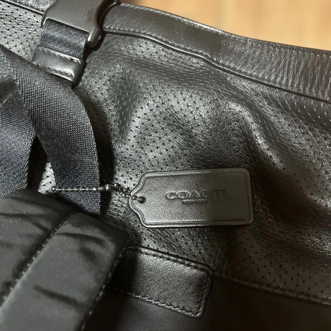 【としゆき】COACH ブラック ロールトップリュック