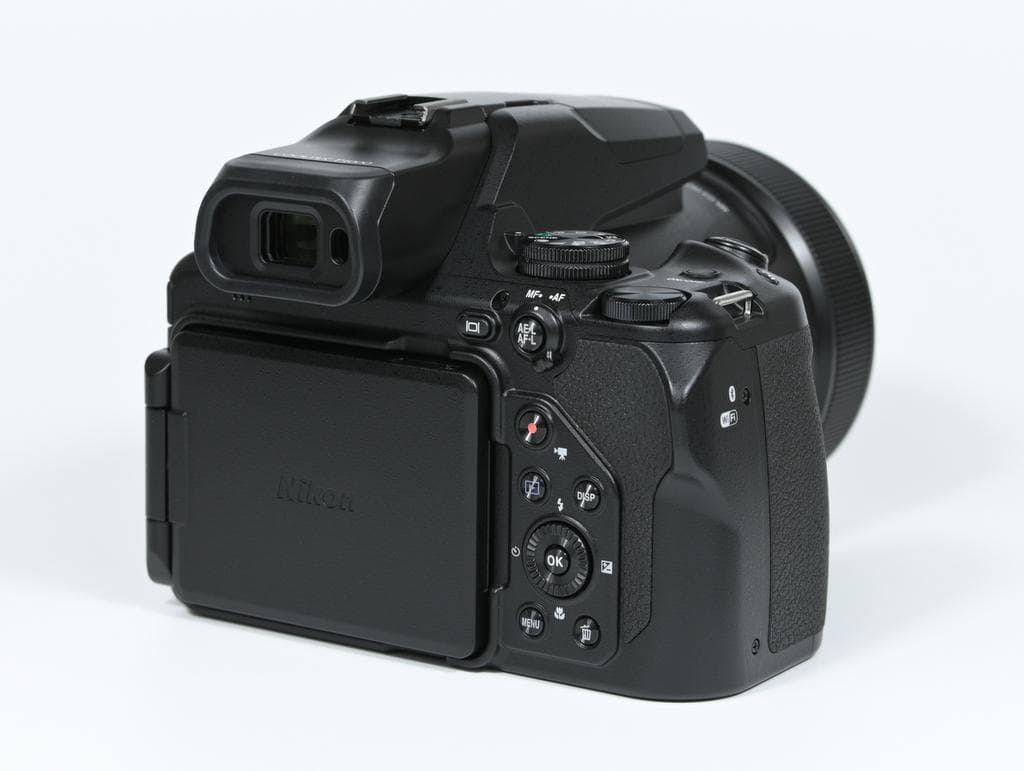 【ほぼ新品】 ニコン　Nikon COOLPIX P1000