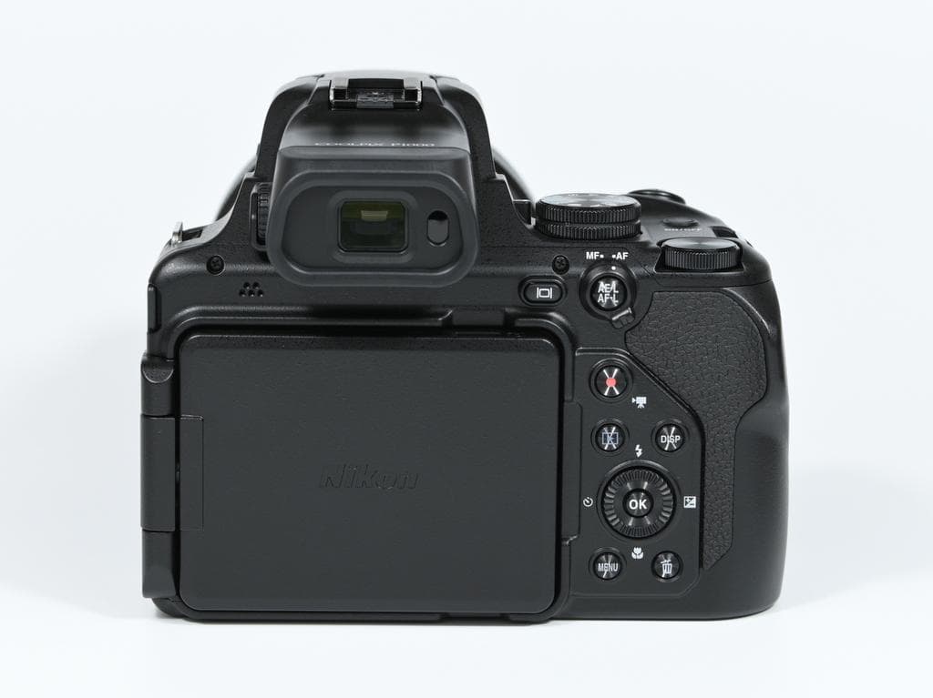 【ほぼ新品】 ニコン　Nikon COOLPIX P1000