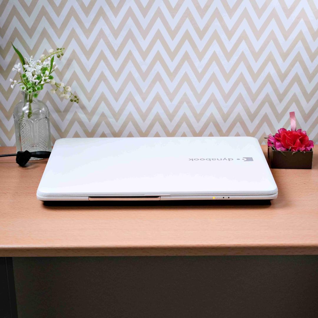 ⭐人気の白いノートPC⭐750GBのHDD⭐初期設定済⭐初心者/学生向け