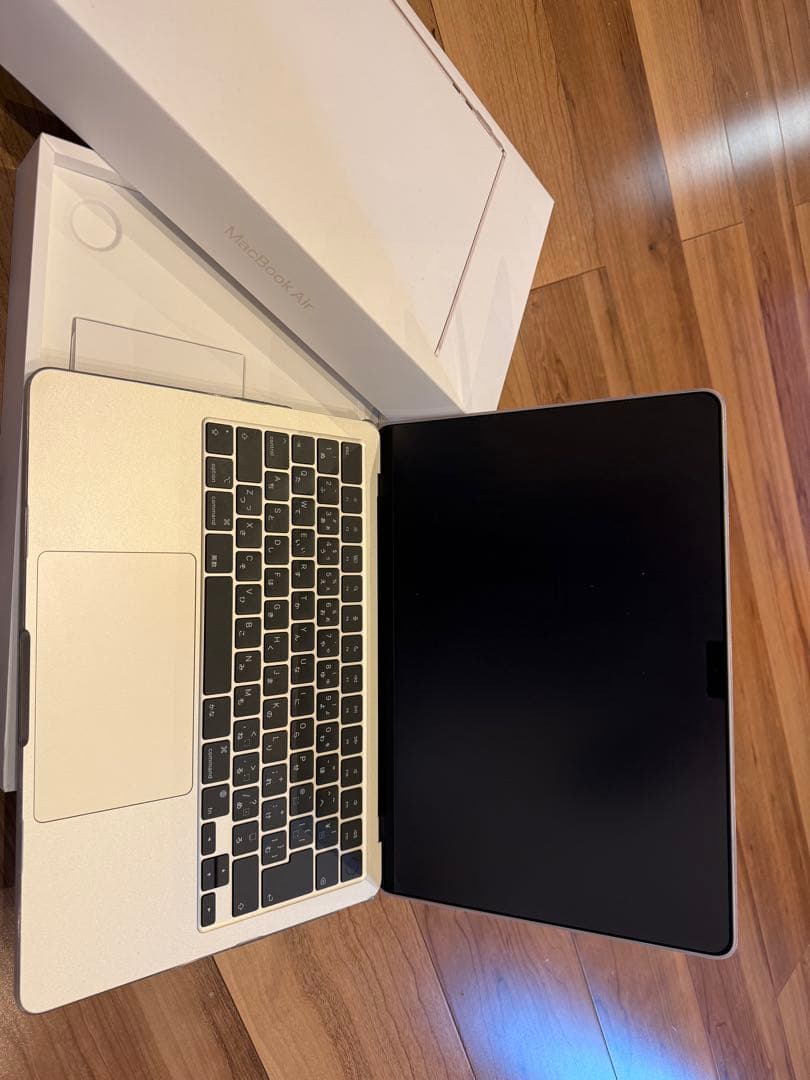 MacBook 13インチ M2 256GB