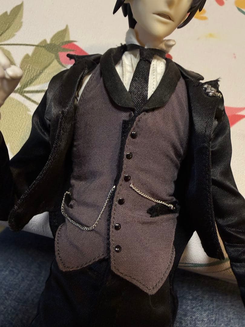 RAH セバスチャン・ミカエリス フィギュア