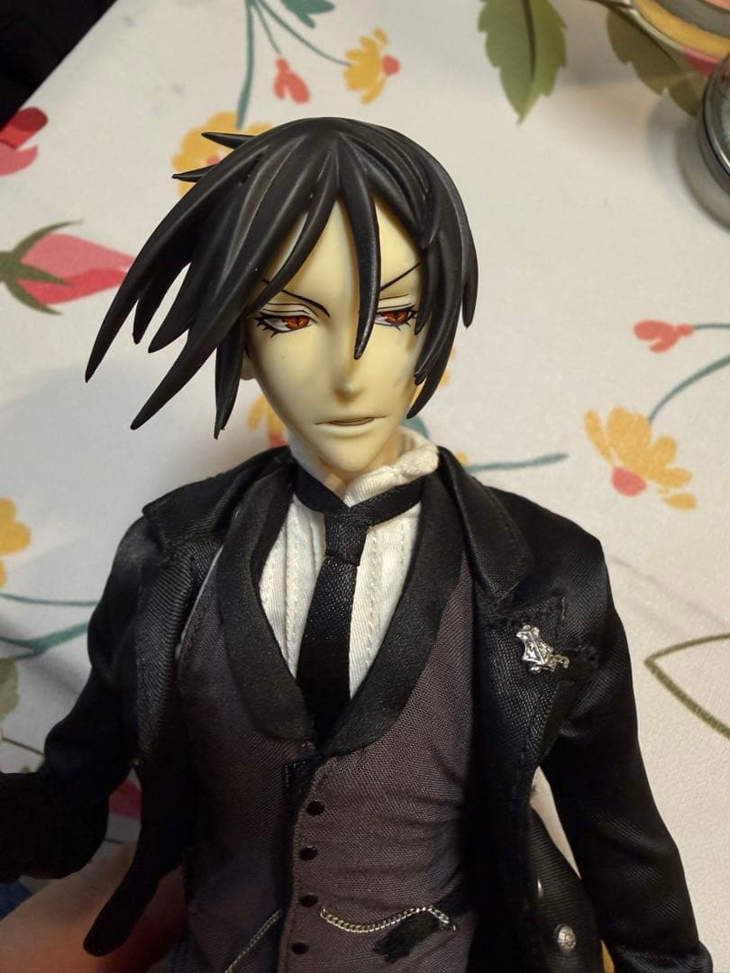 RAH セバスチャン・ミカエリス フィギュア