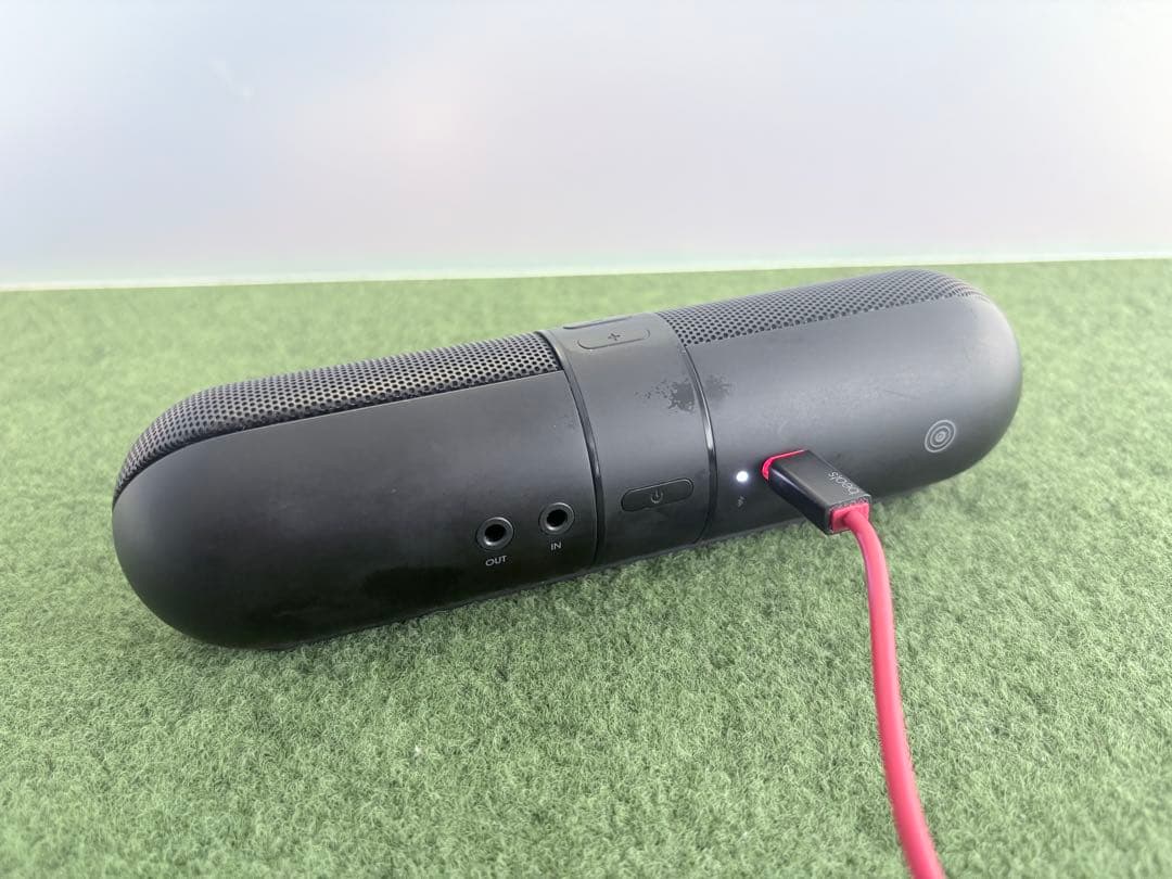 beats pill 2.0 Bluetoothスピーカー&スタンド