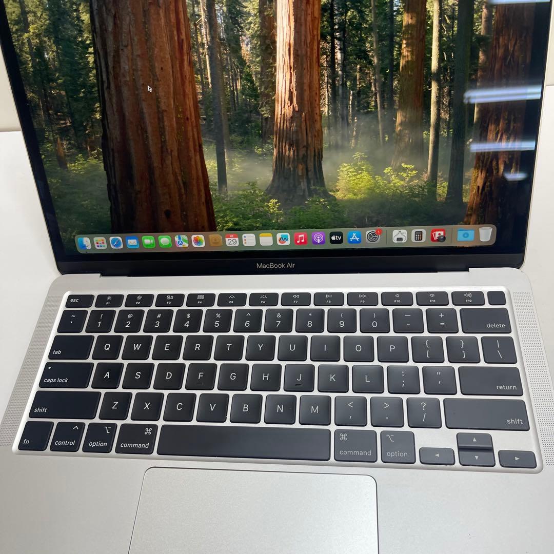 Macbook Air 2020 i5 8GB SSD256GB 13インチ