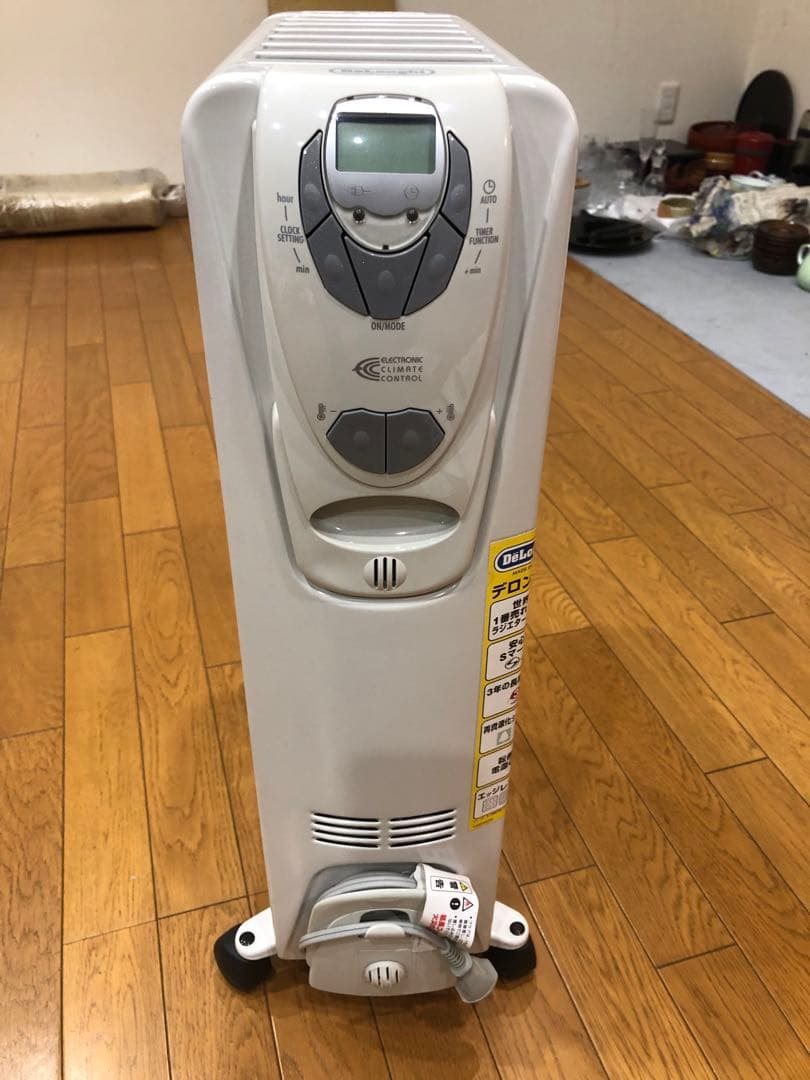 デロンギ オイルヒーター Mod.071267C 7枚フィン 1200W