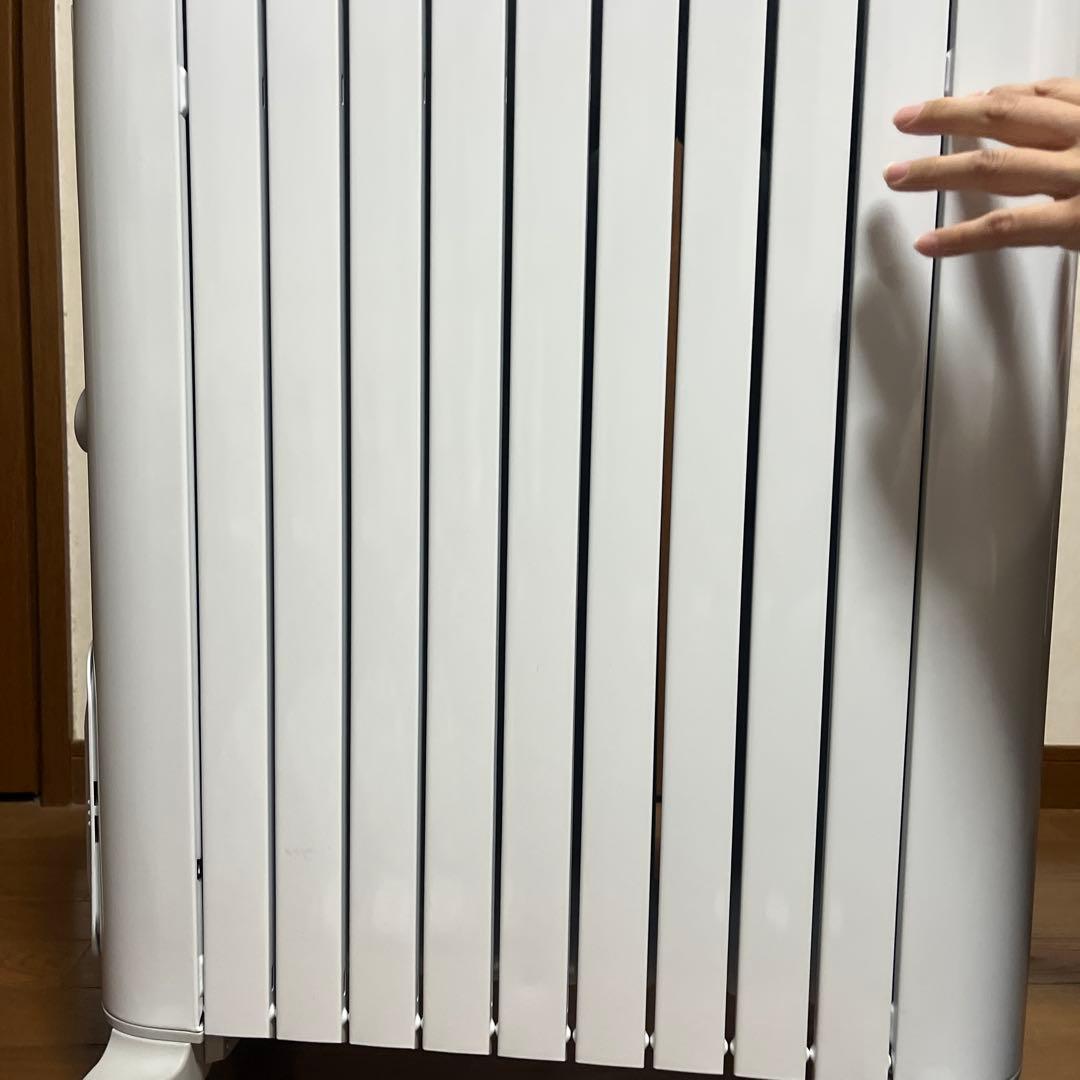 デロンギ　オイルヒーター　ベルカルド　RHJ75V0915-GY