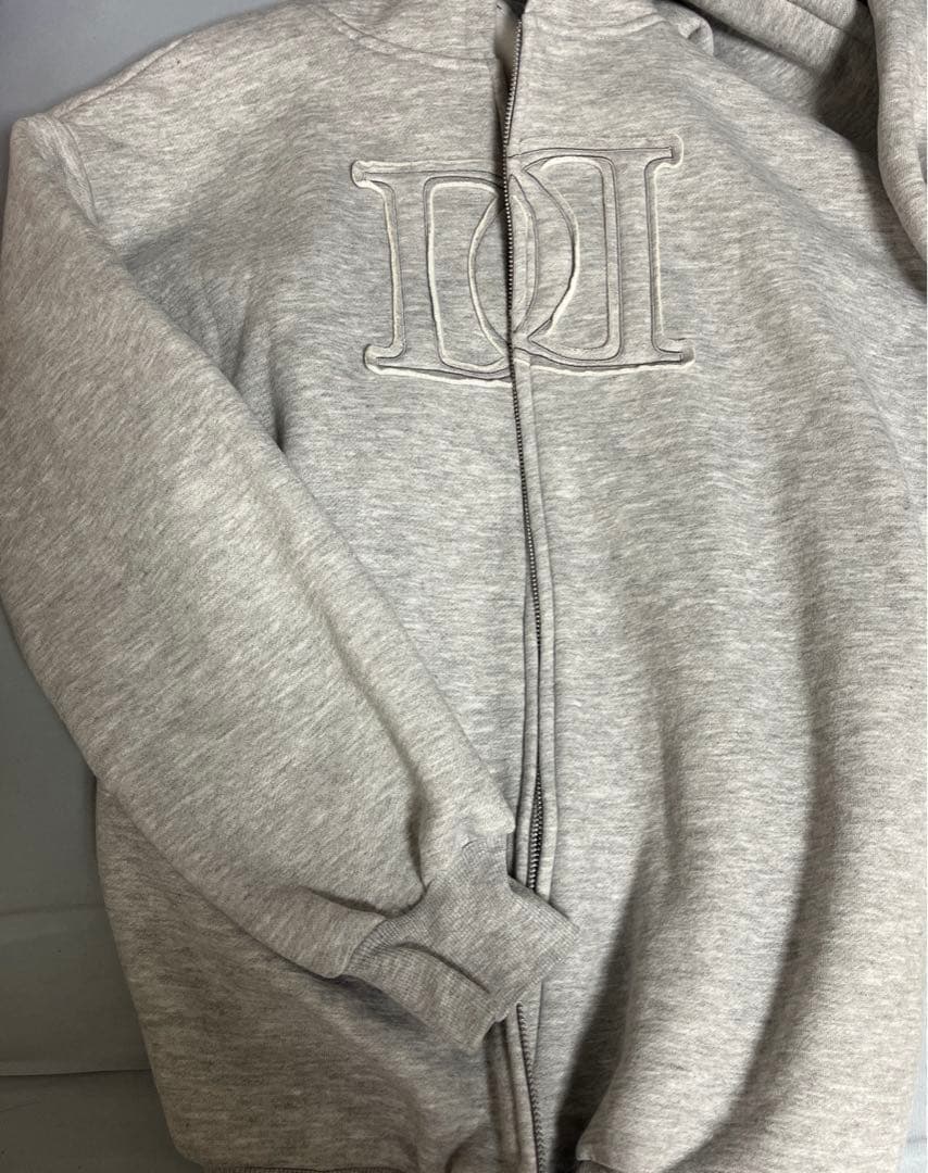 Darich アップリケDDロゴパーカー　ダーリッチ