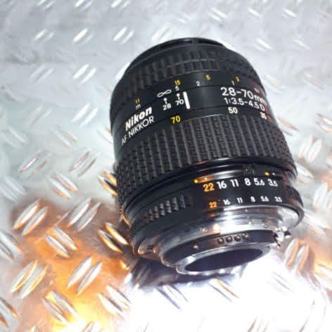 Nikon/ニコンFE10＋AF NIKKOR 28〜70㎜