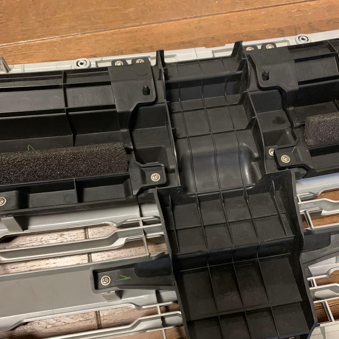 スバル アウトバック bs9 グリル　純正