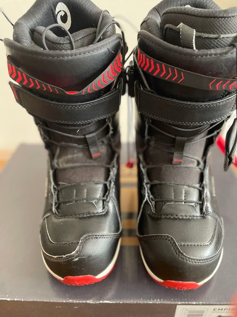 DEELUXE Empire スノーボードブーツ ブラック/レッド