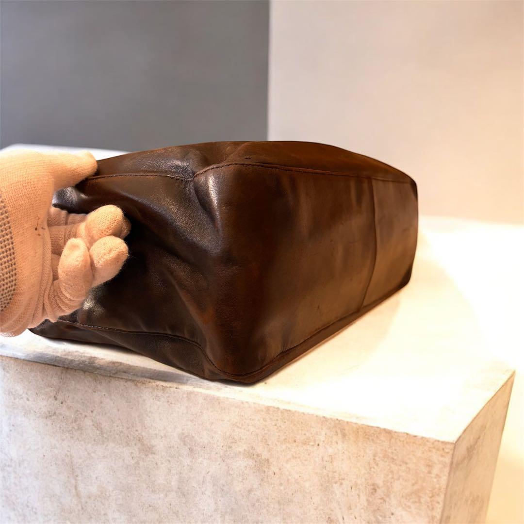 美品　PRADA ショルダーバッグ トートバッグ　レザー シリアル113