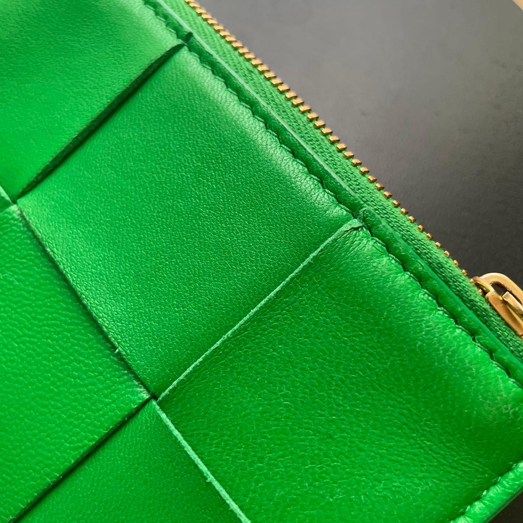 BOTTEGA VENETA カセットファスナーカードケース