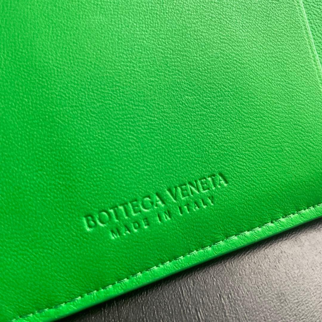 BOTTEGA VENETA カセットファスナーカードケース