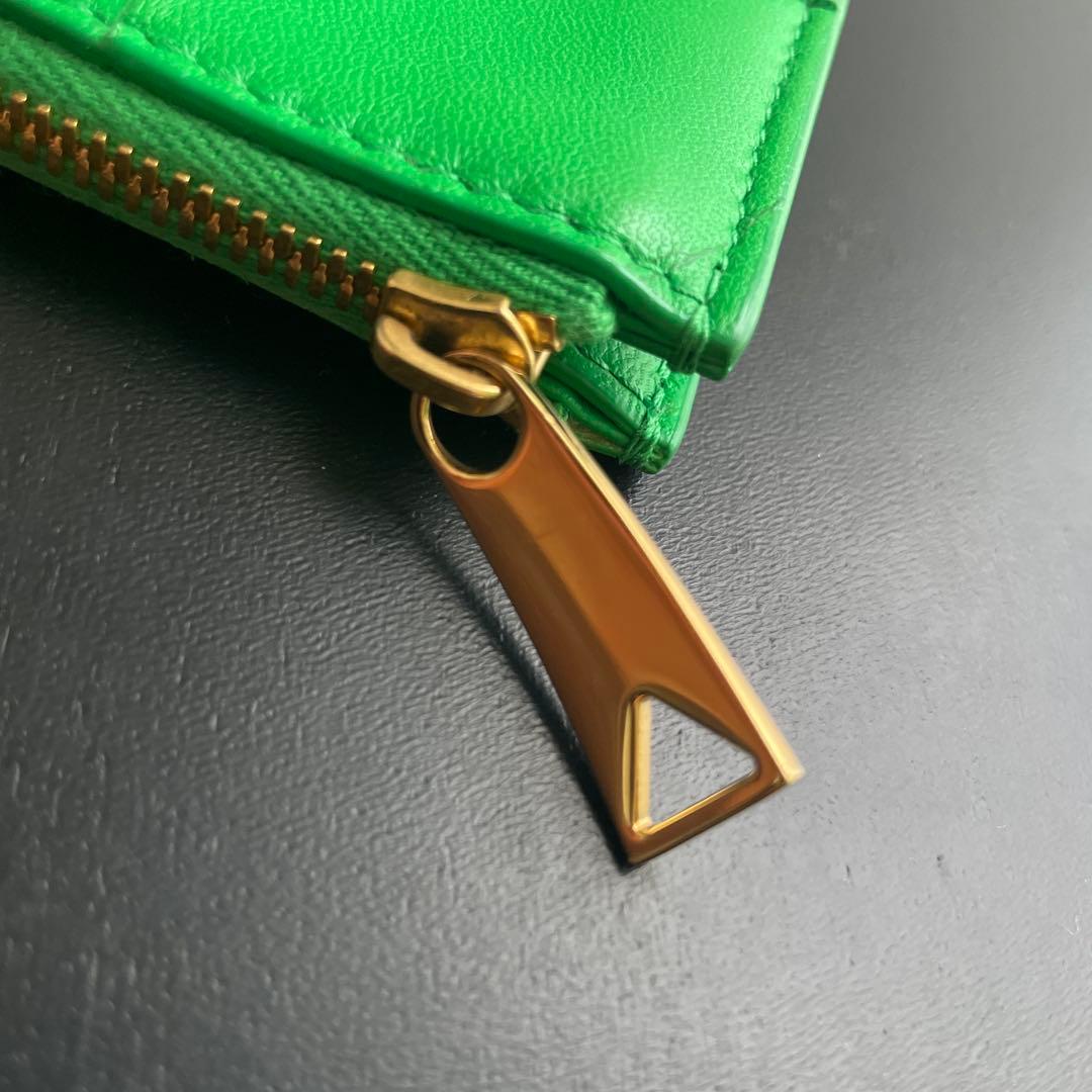 BOTTEGA VENETA カセットファスナーカードケース