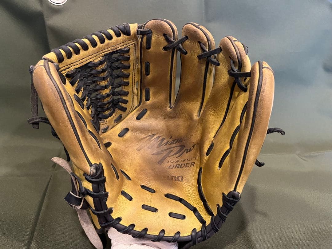 【希少】MizunoProミズノプロ オーダー グラブ 内野手 耕作印 坂本型
