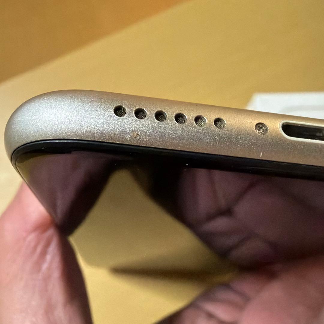 iPhone 11 128GB ホワイト