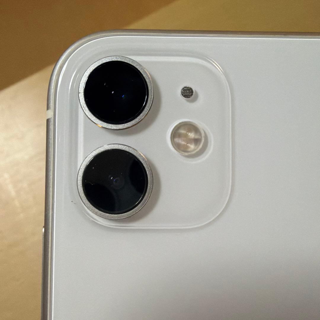 iPhone 11 128GB ホワイト