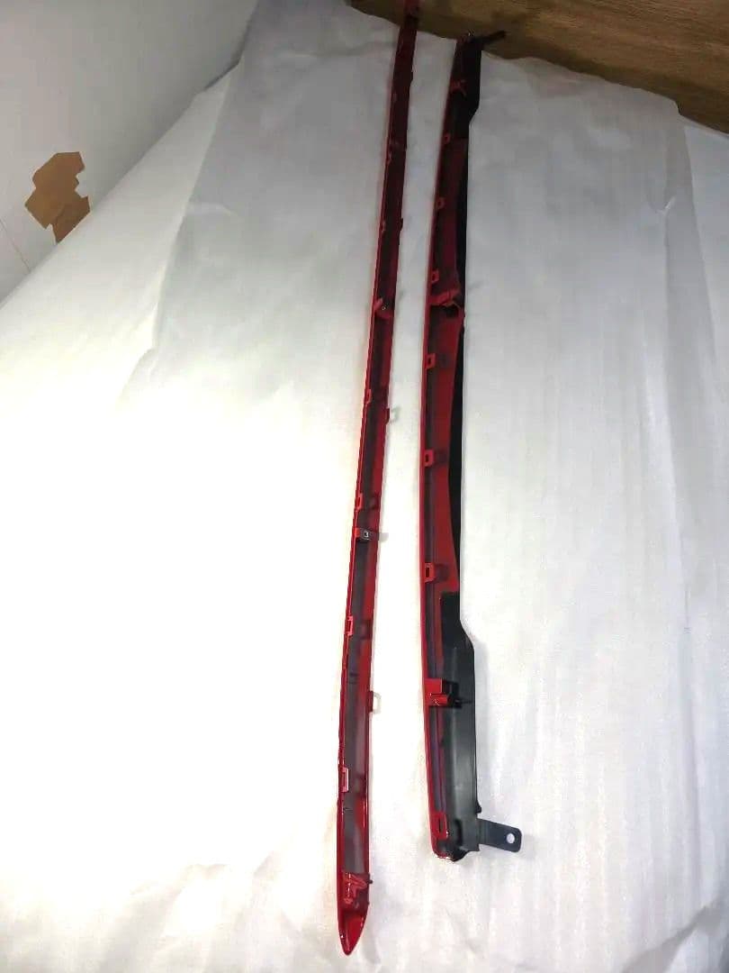 ★未使用★アルトターボRS純正フロント、リヤバンパ－ロアガーニッシュピュアレッド