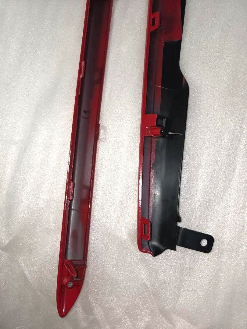 ★未使用★アルトターボRS純正フロント、リヤバンパ－ロアガーニッシュピュアレッド