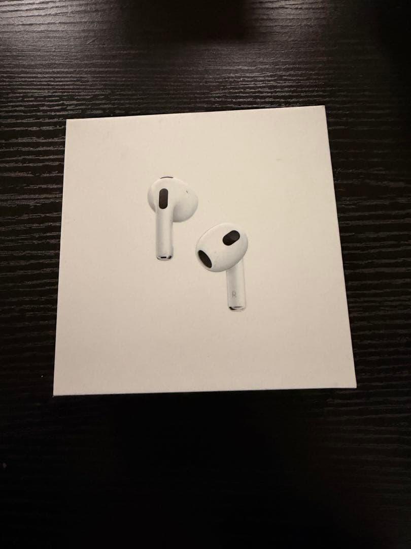 Apple AirPods 第3世代 AirPods3