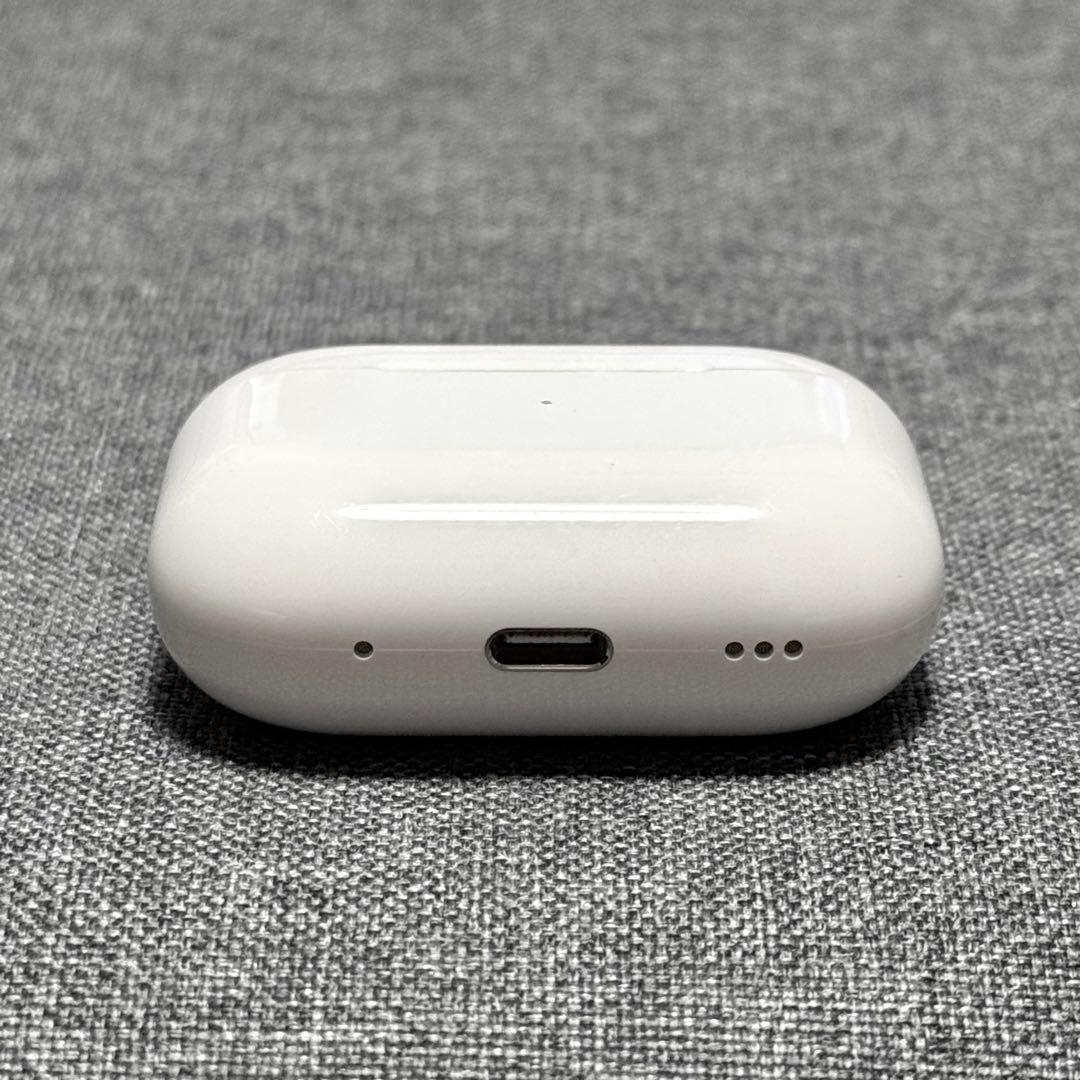 【綺麗】Apple AirPods Pro 第2世代 USB-C 充電ケース