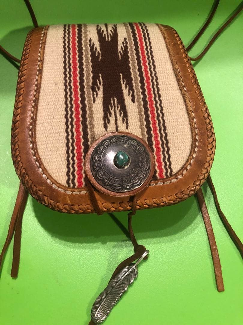 LUCKY JOHN メディスンバック