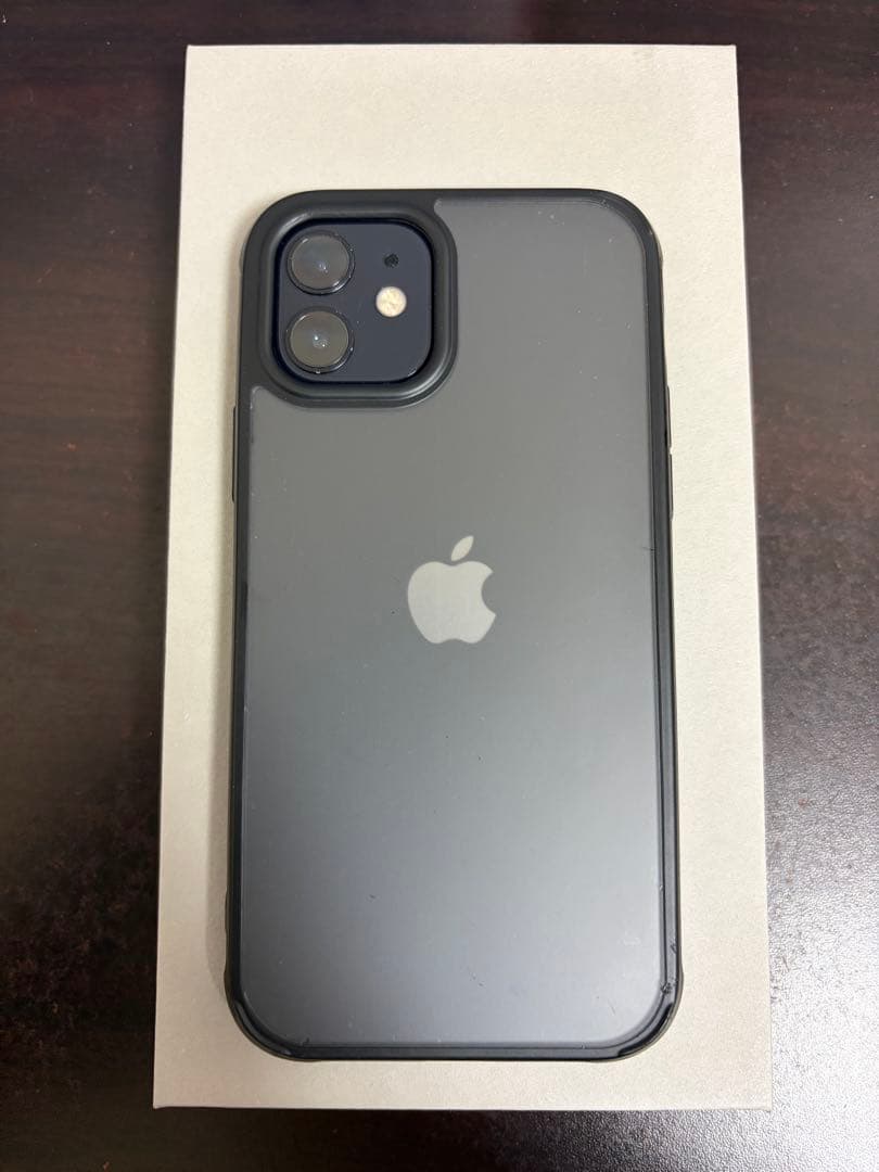 【美品】Apple iPhone 12 ブラック128GB 81% SIMフリー