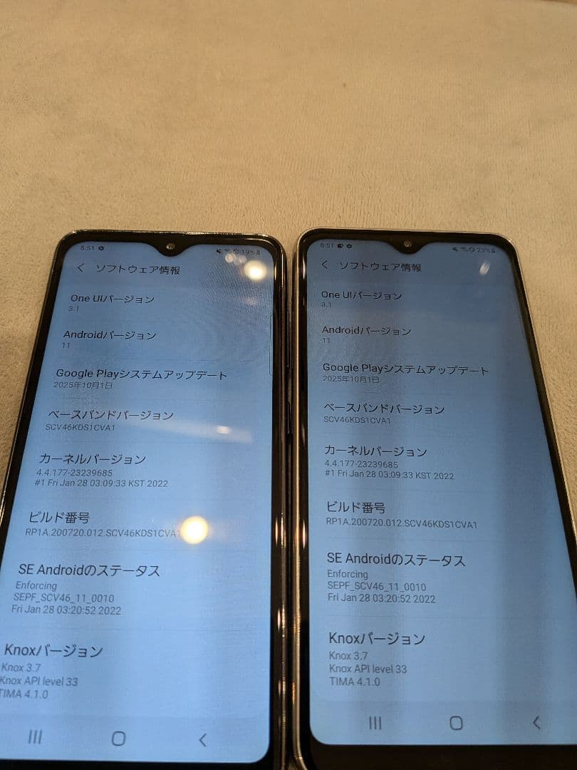 A*o様 Samsung Galaxy a20 ブラックとホワイト