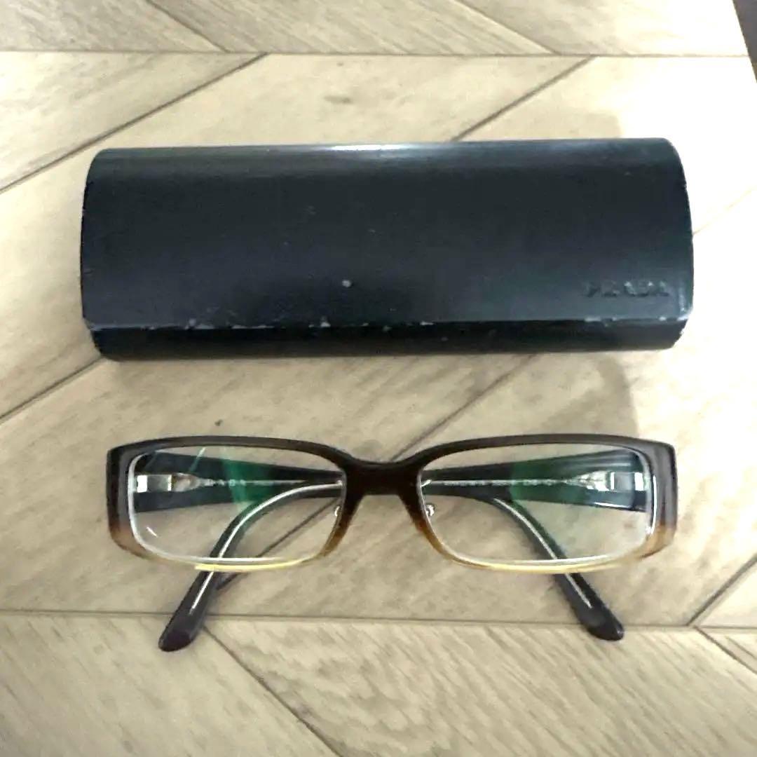 Chika 　PRADA VPR 07M-Nメガネ ブラウン ケース付き