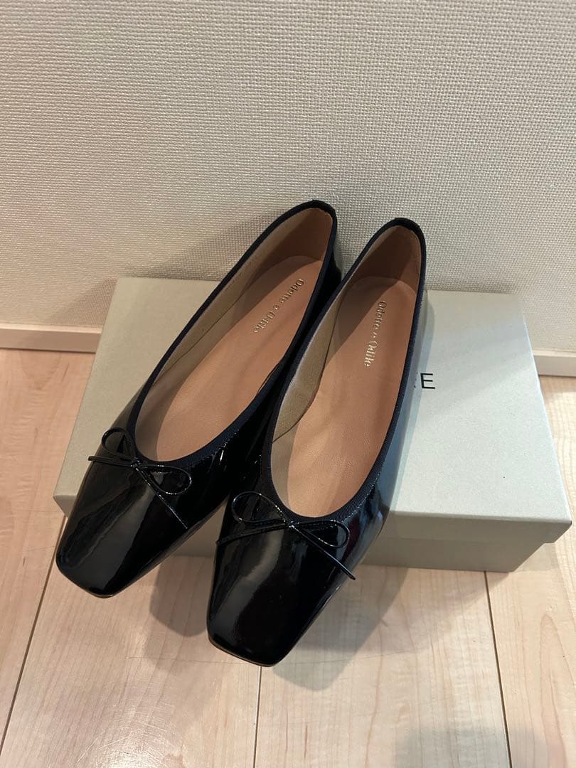 Odette e Odile エナメル　パンプス　黒　本革　23.5